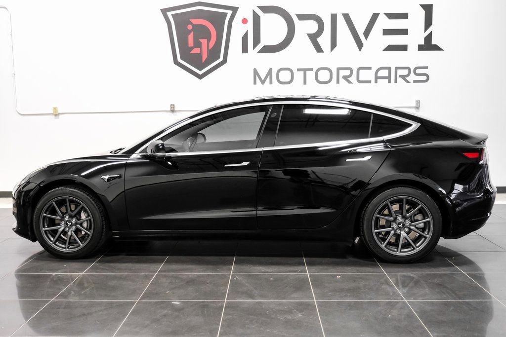 Used 2019 Tesla Model 3 Standard Range Plus image 13