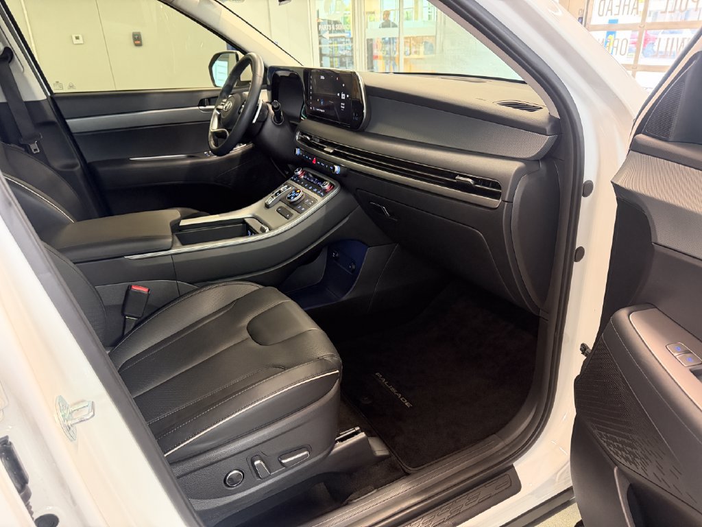 Used 2024 Hyundai Palisade XRT AWD/4WD image 14