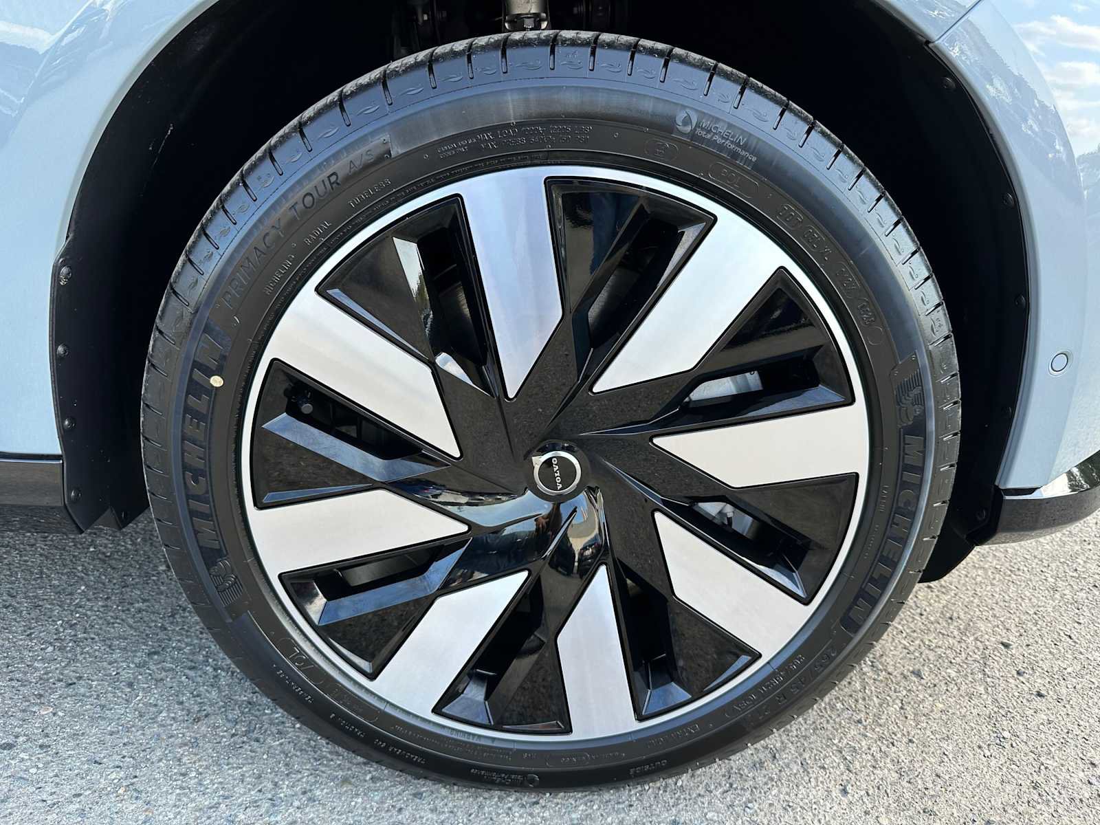 New 2025 Volvo EX90 Plus image 9