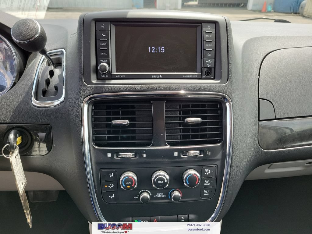 Used 2019 Dodge Grand Caravan SE w/ UConnect Hands-Free Group FWD image 24