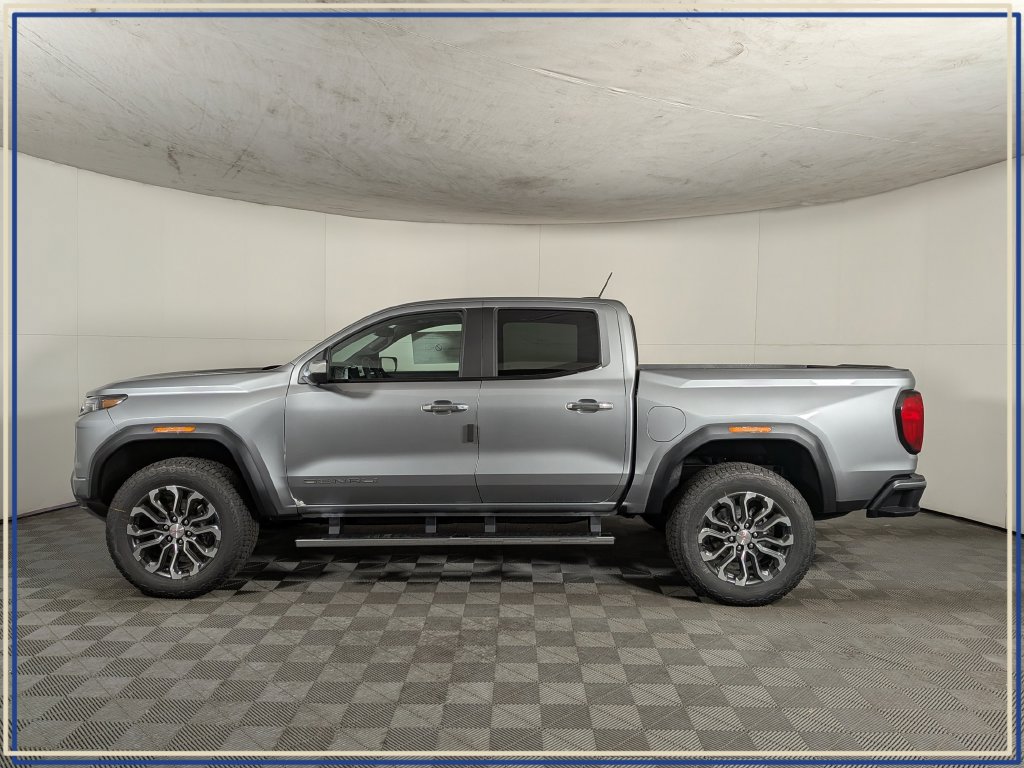New 2026 GMC Canyon Denali AWD/4WD image 3