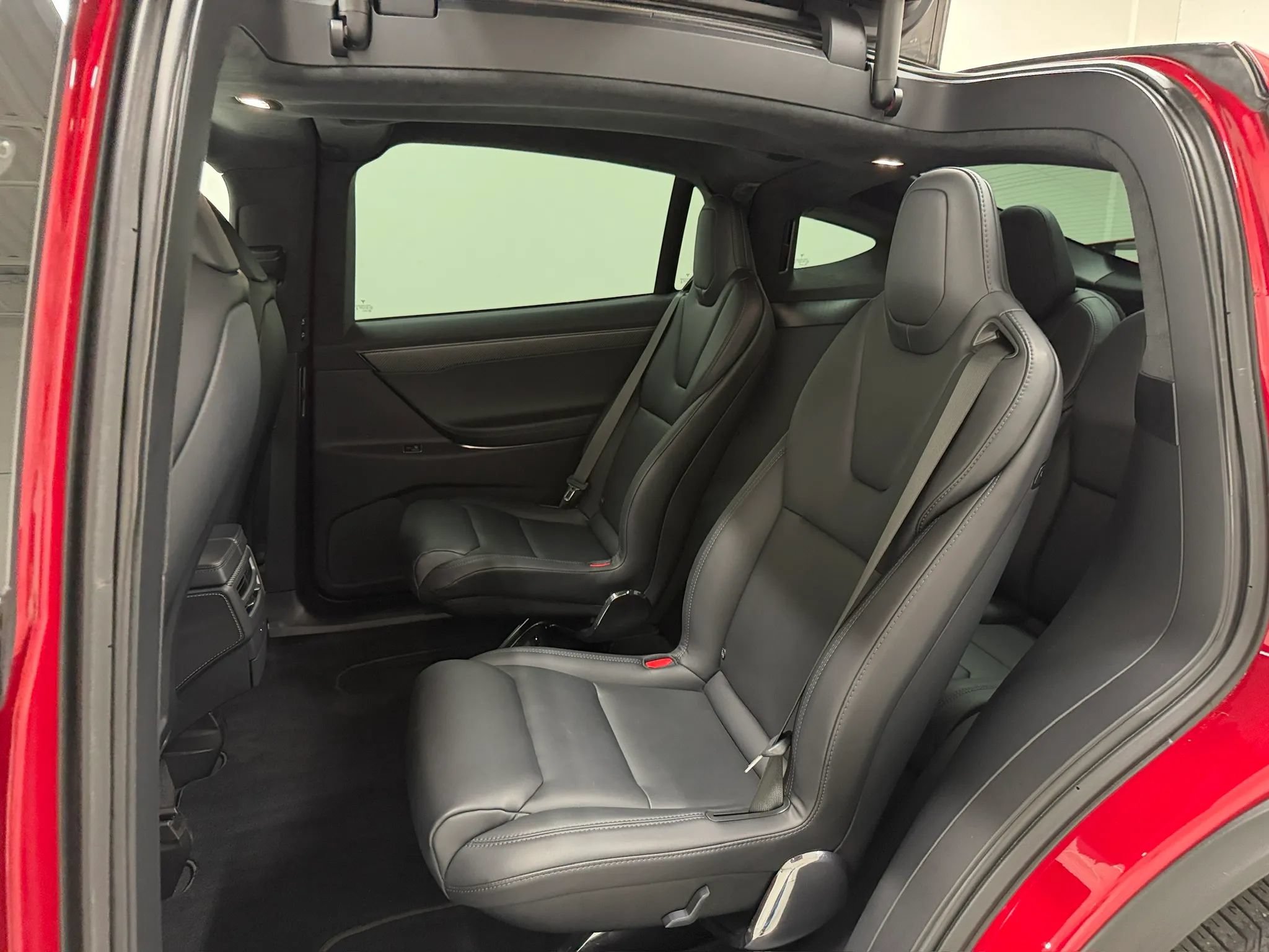 Used 2020 Tesla Model X Performance AWD/4WD image 28