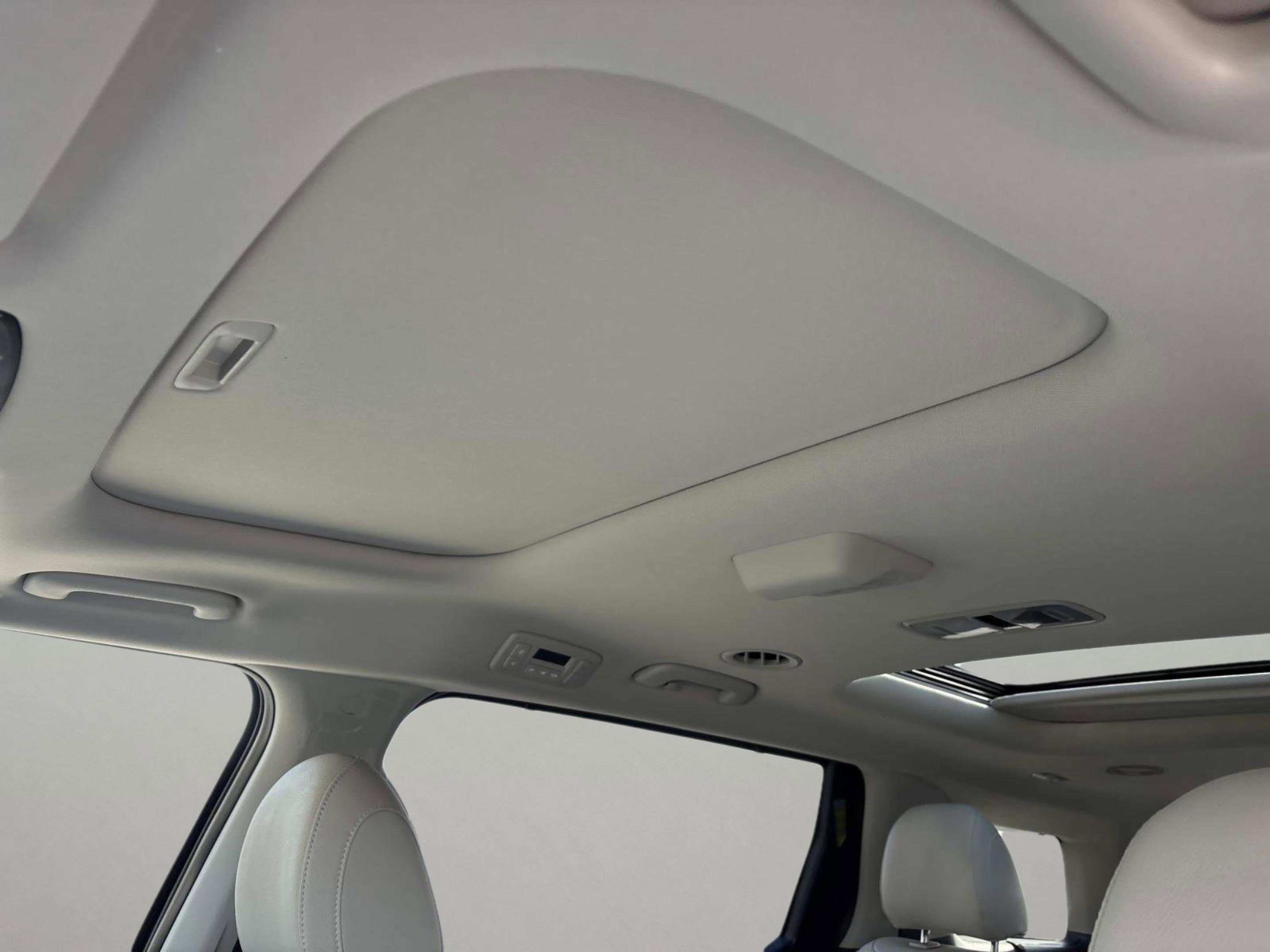 New 2026 Kia Carnival SX Prestige image 24