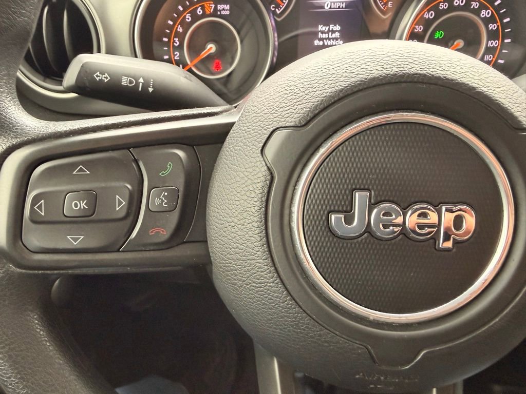 Used 2021 Jeep Gladiator Sport AWD/4WD image 18