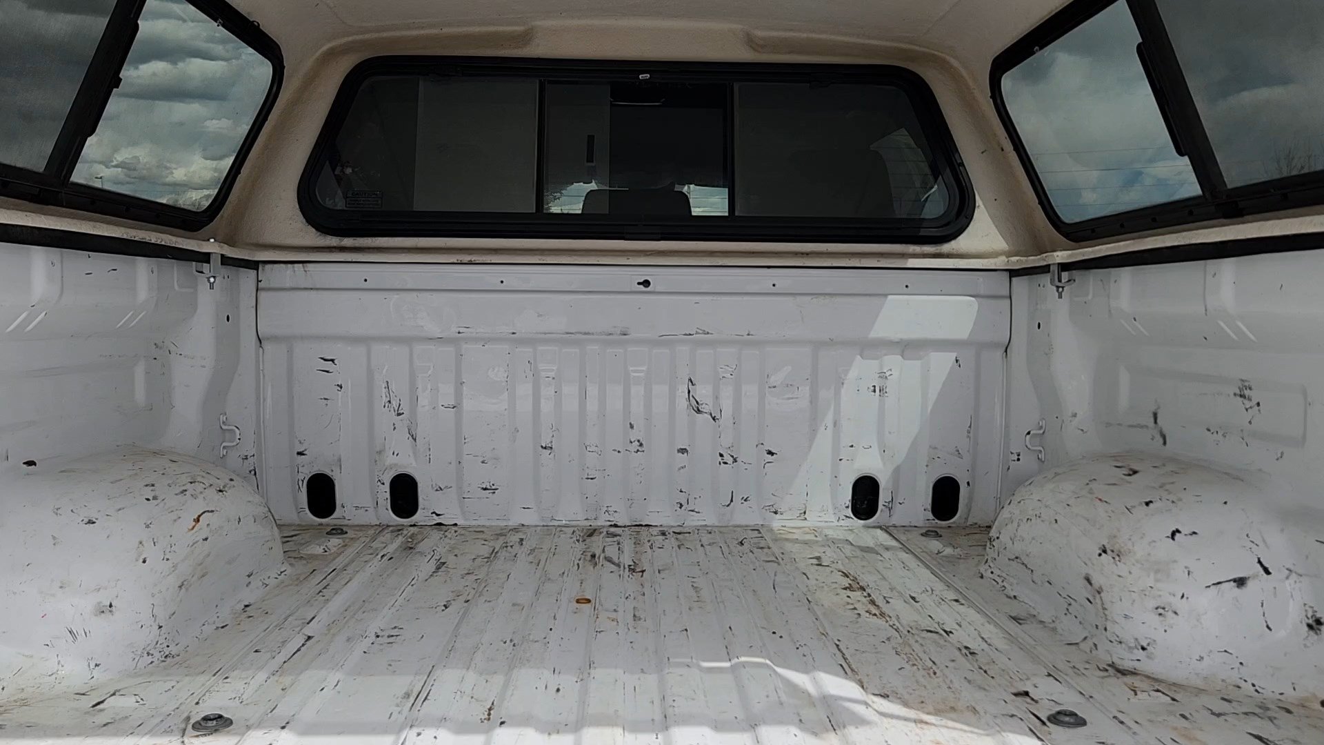 Used 2018 Toyota Tundra SR5 w/ TRD Off Road Package AWD/4WD image 18