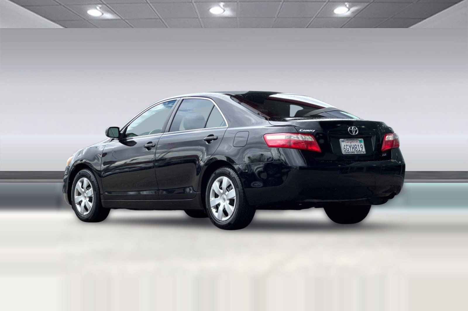 Used 2009 Toyota Camry LE image 7