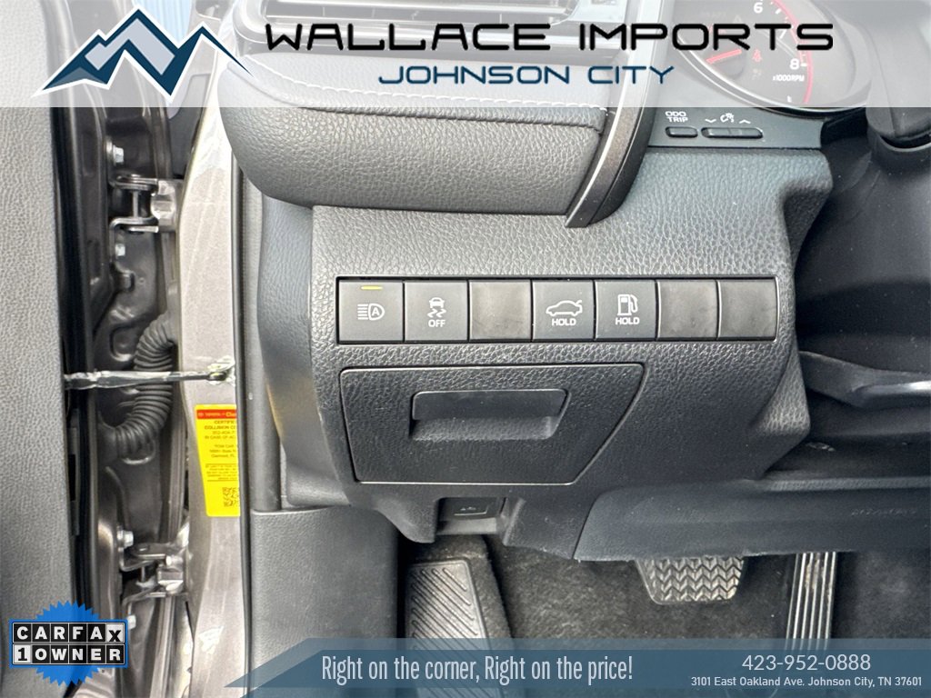 Used 2022 Toyota Camry XSE image 23