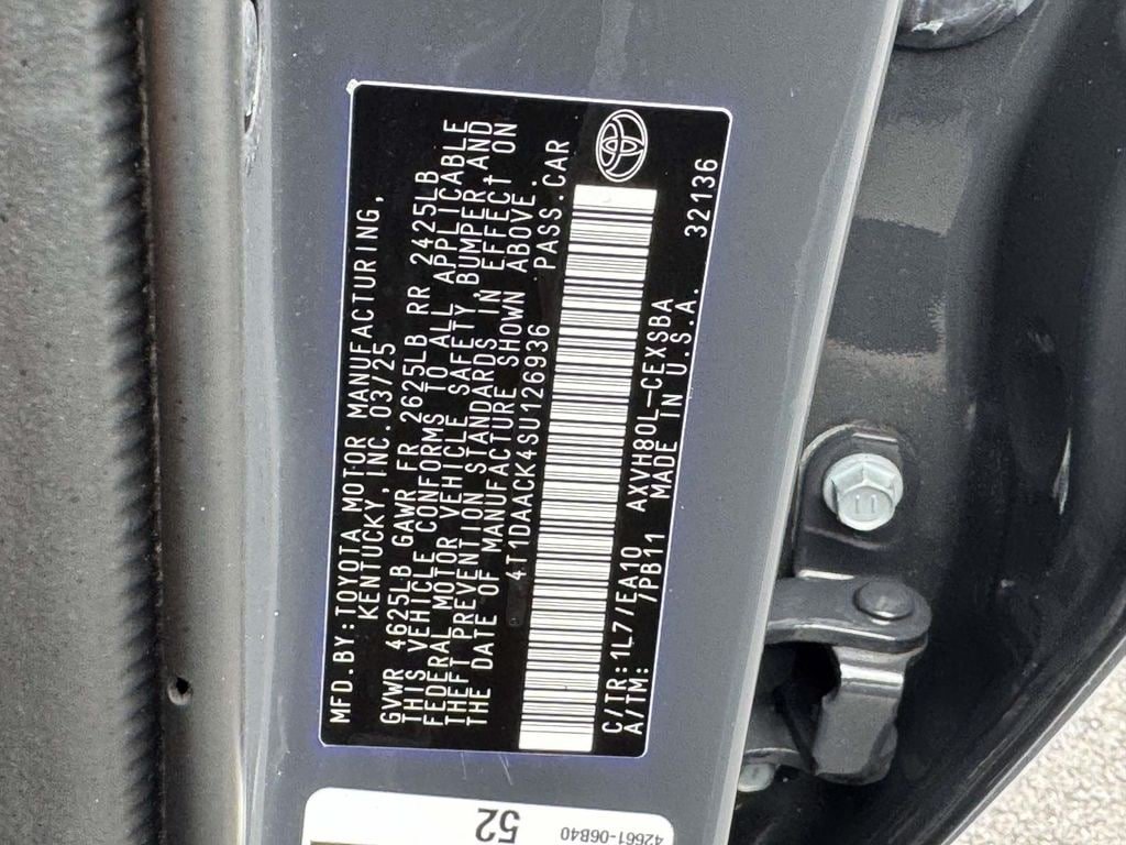 Used 2025 Toyota Camry SE FWD image 28