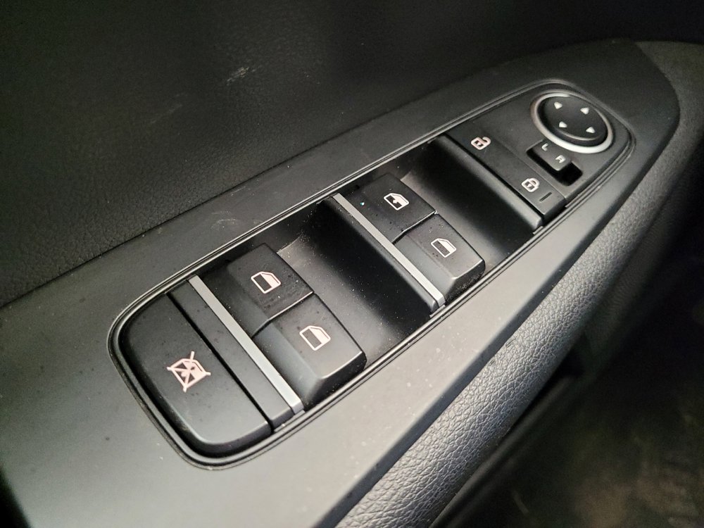 Used 2021 Kia Forte LXS image 27