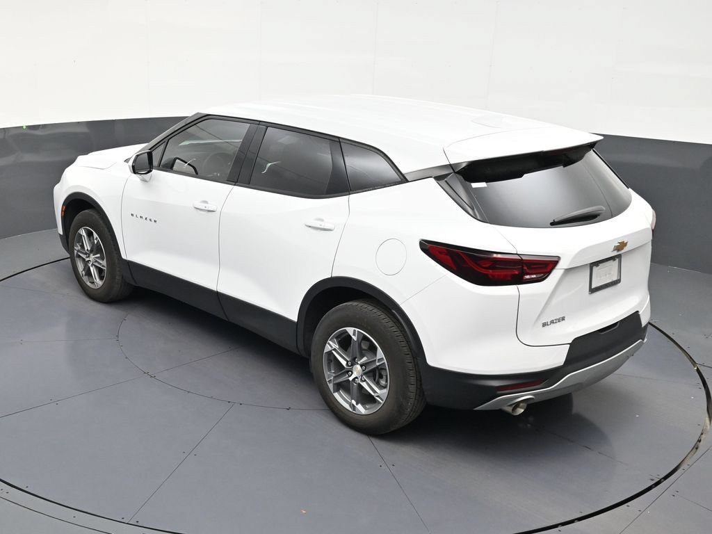 Used 2023 Chevrolet Blazer LT FWD image 14