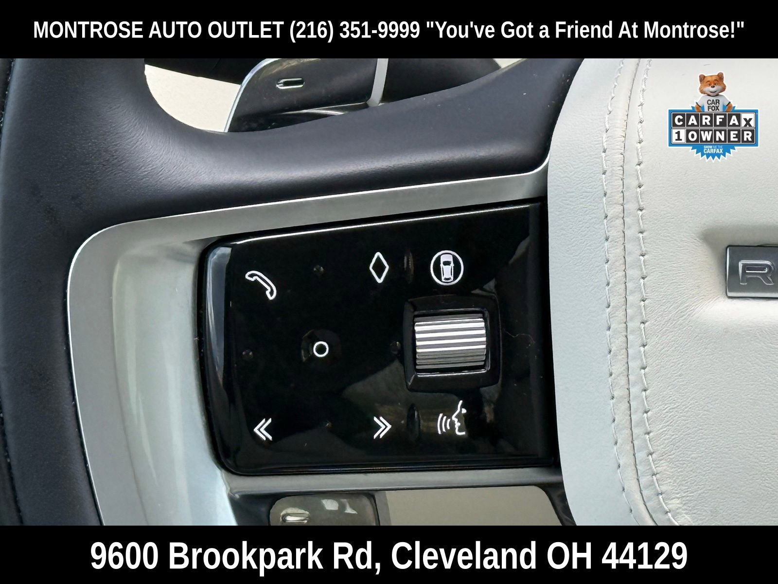 Used 2025 Land Rover Range Rover SE image 32