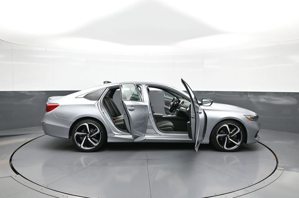 Used 2022 Honda Accord Sport image 41