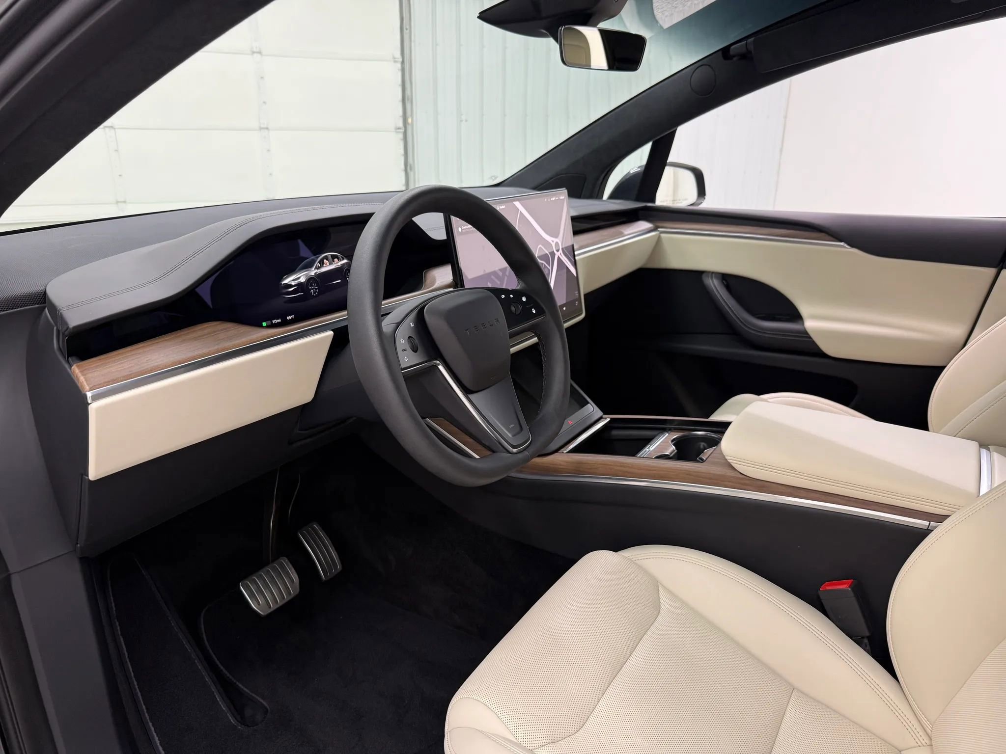 Used 2024 Tesla Model X AWD/4WD image 12