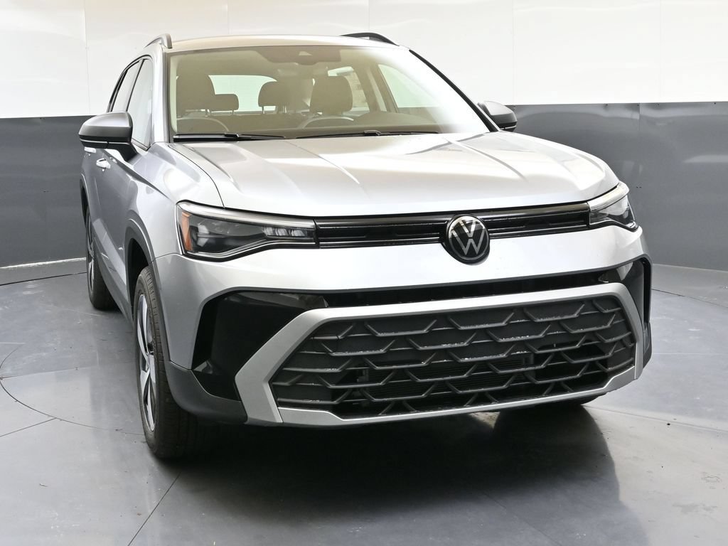 Used 2025 Volkswagen Taos S AWD/4WD image 8