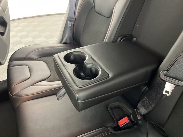 Used 2022 Jeep Cherokee Trailhawk w/ Comfort/Convenience Group image 44