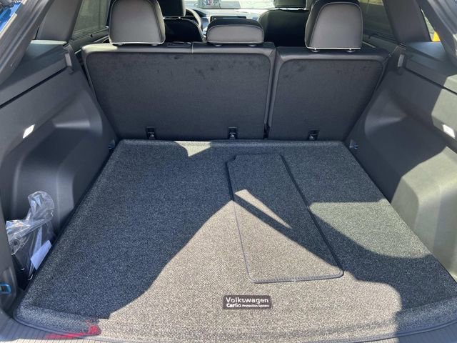 New 2026 Volkswagen Atlas Cross Sport SEL Premium R-Line image 24