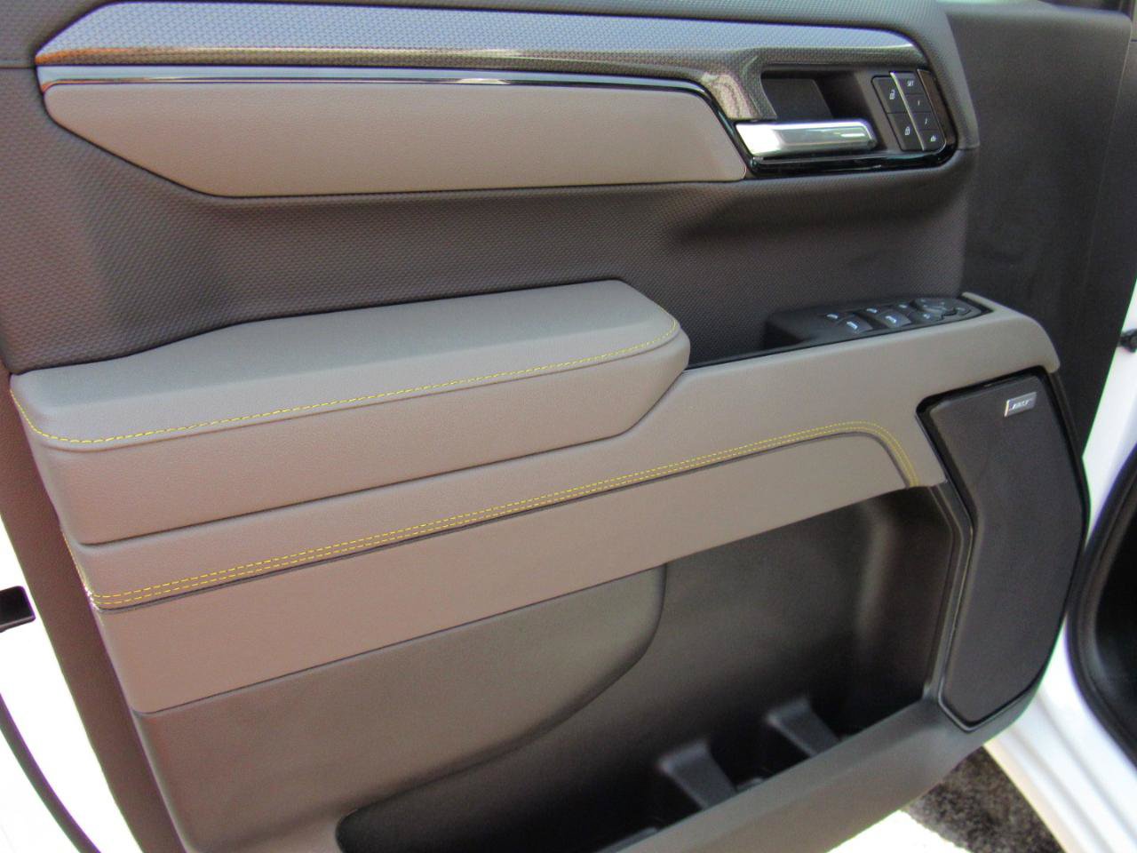 Used 2025 Chevrolet Silverado 1500 ZR2 w/ Technology Package AWD/4WD image 20