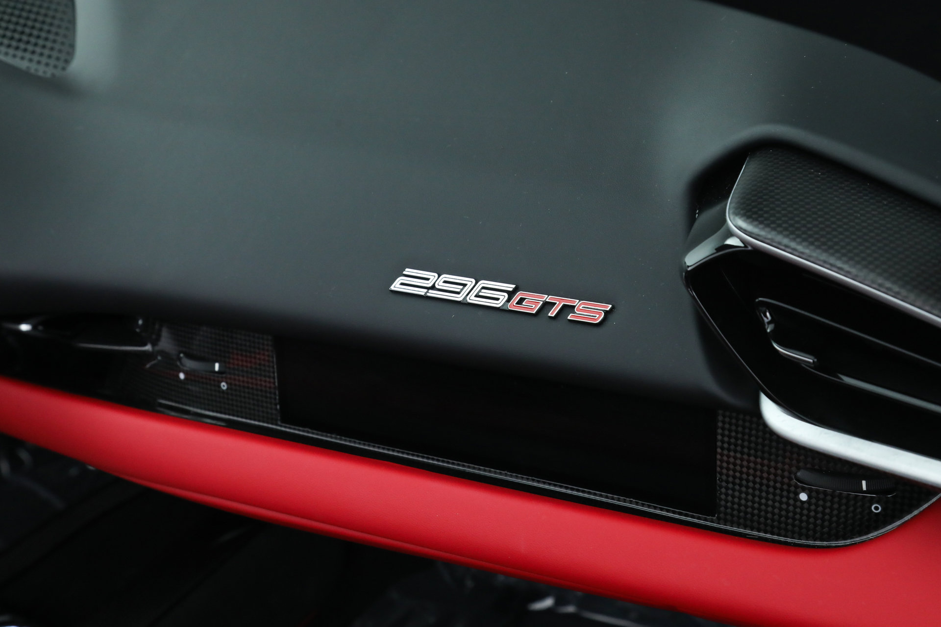 Certified 2025 Ferrari 296 GTS image 21