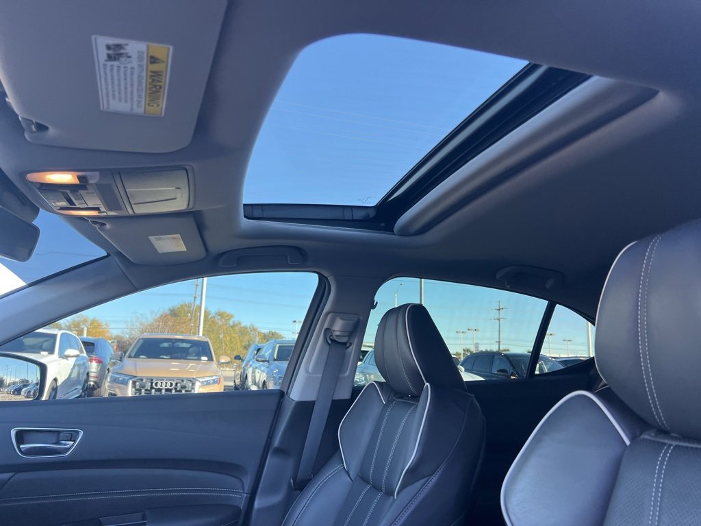 Used 2020 Acura TLX V6 w/ Technology Package image 4