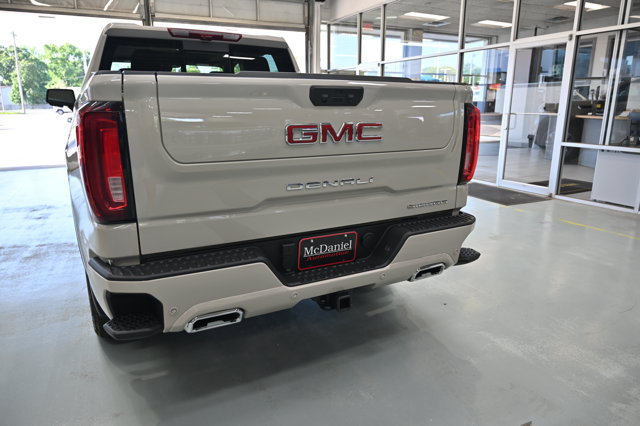 New 2026 GMC Sierra 1500 Denali AWD/4WD image 6