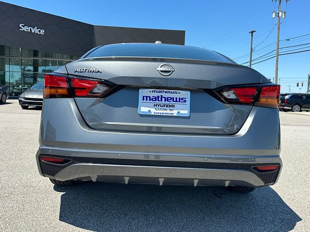 Used 2025 Nissan Altima 2.5 SV FWD image 4
