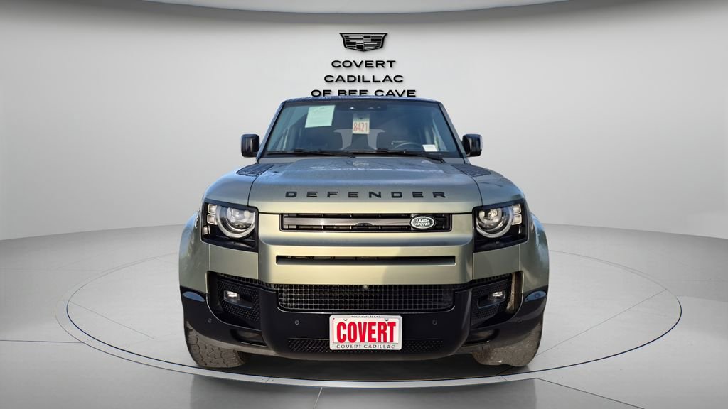 Used 2024 Land Rover Defender 130 X-Dynamic SE image 2