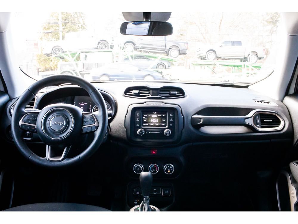 Used 2017 Jeep Renegade Sport w/ Power & Air Group image 13