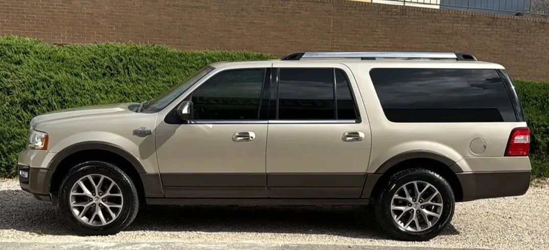 Used 2017 Ford Expedition EL King Ranch RWD image 2