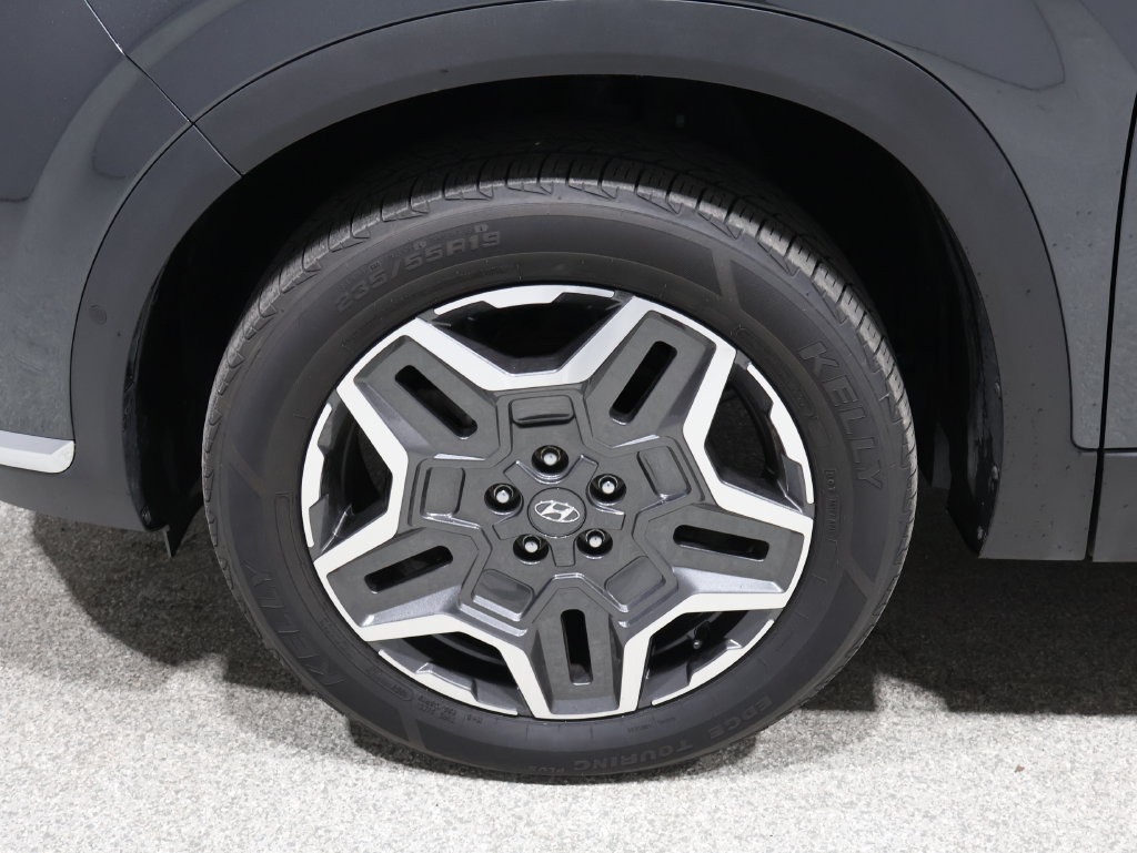 Used 2023 Hyundai Santa Fe Limited AWD/4WD image 8