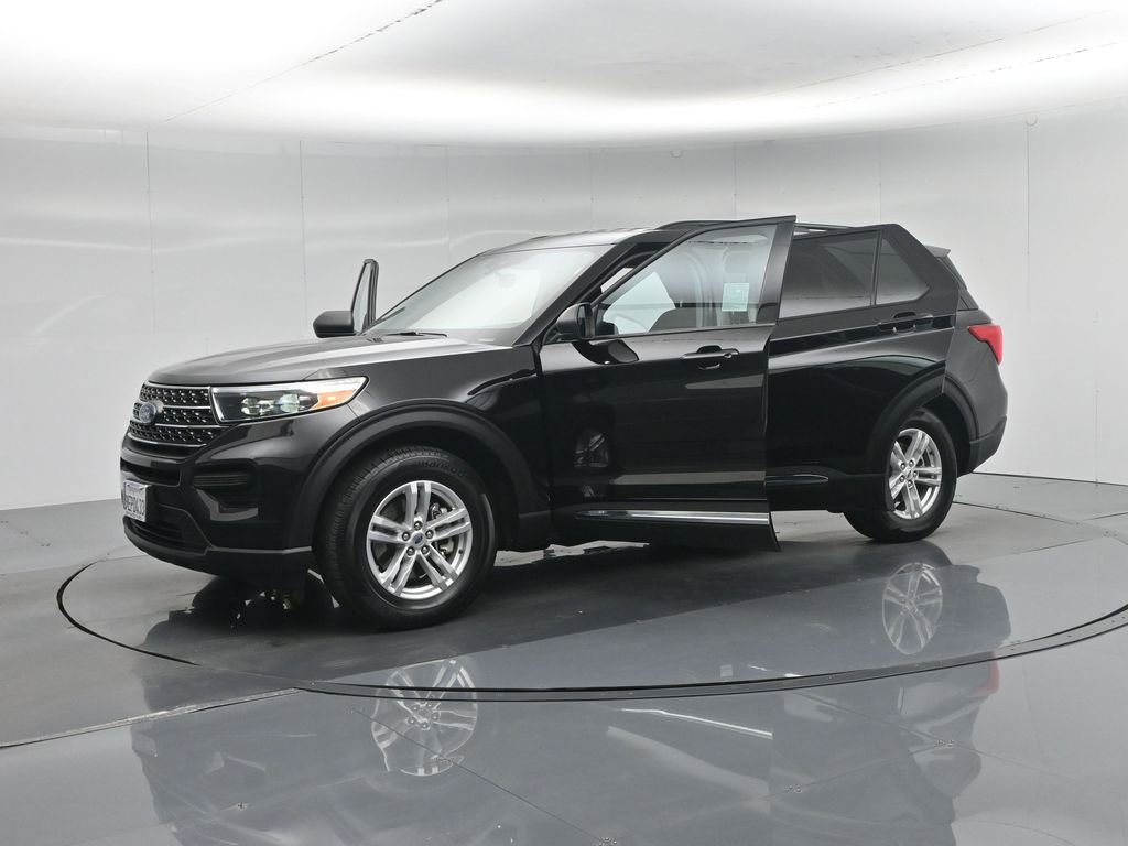 Used 2022 Ford Explorer XLT image 6