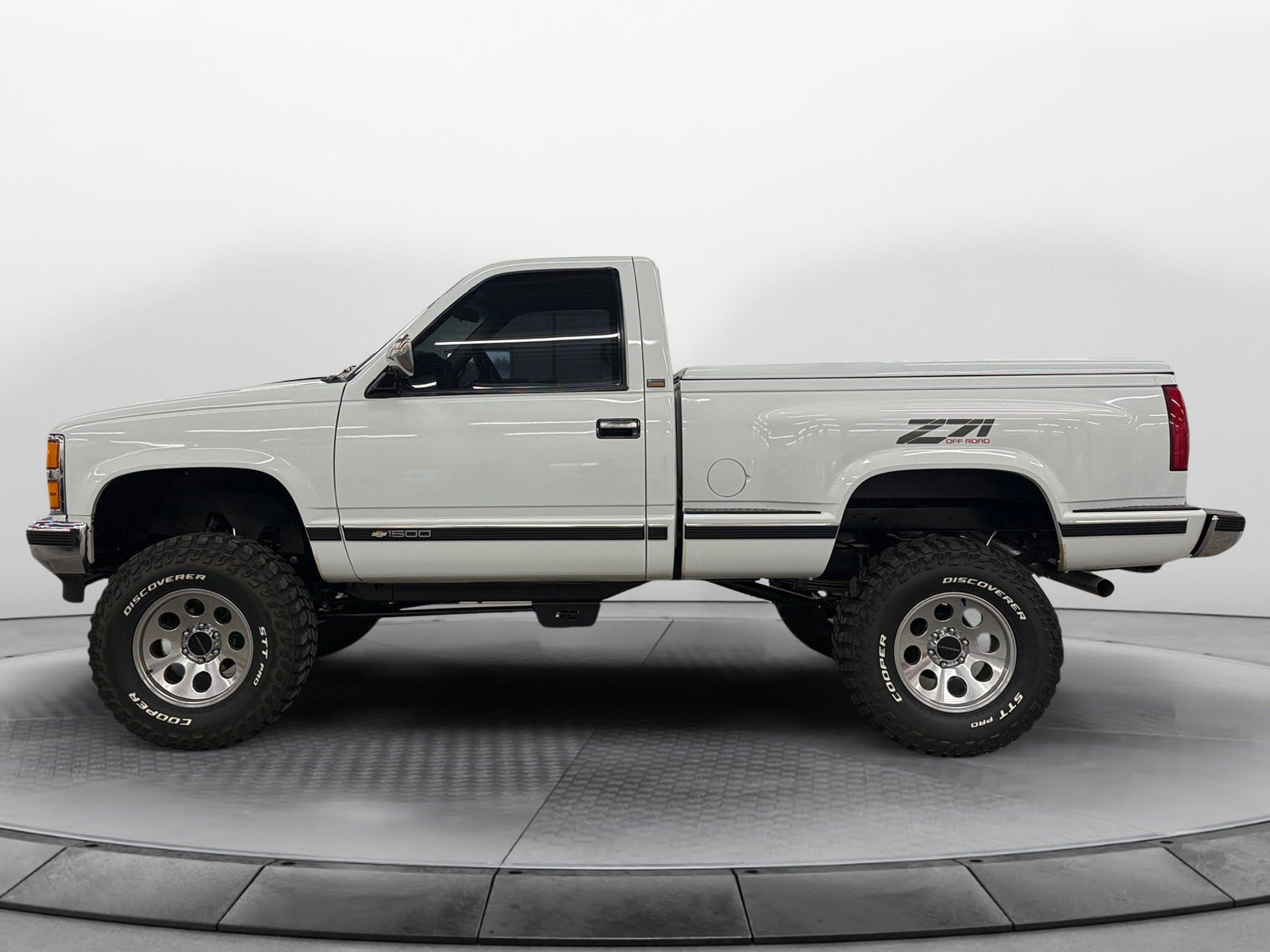 Used 1993 Chevrolet Silverado 1500 4x4 Regular Cab image 3