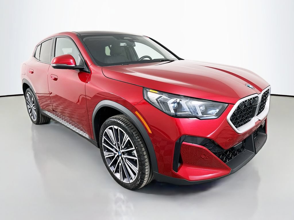 Used 2026 BMW X2 xDrive28i w/ Technology Package AWD/4WD image 3