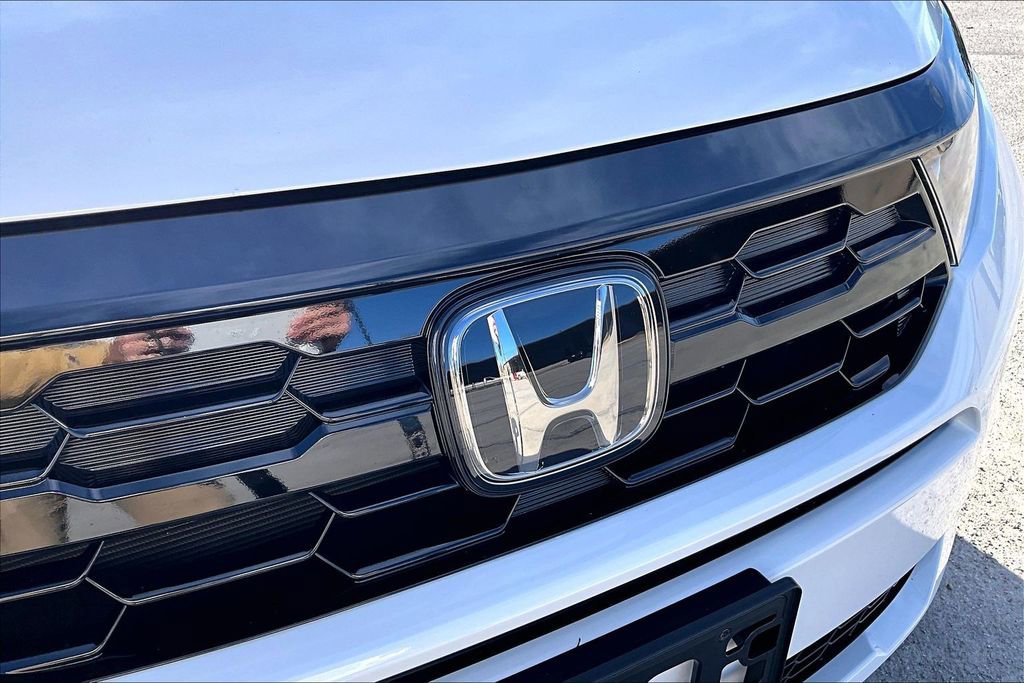 Certified 2025 Honda Odyssey Touring image 34