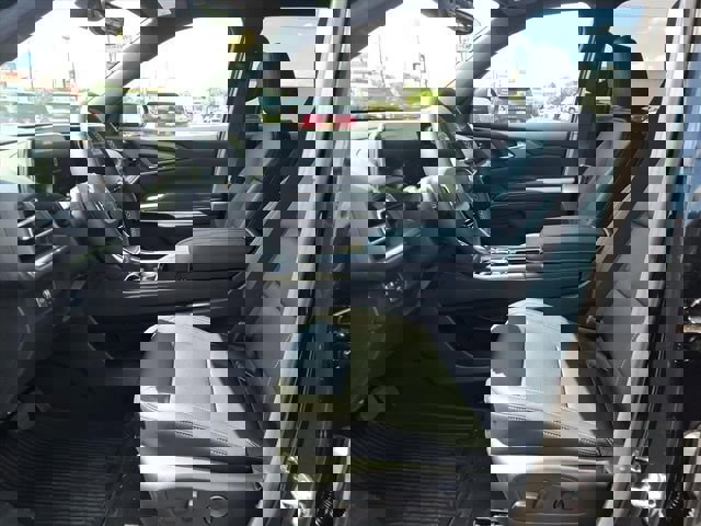 New 2026 Chevrolet Traverse LT w/ Driver Confidence Package image 12