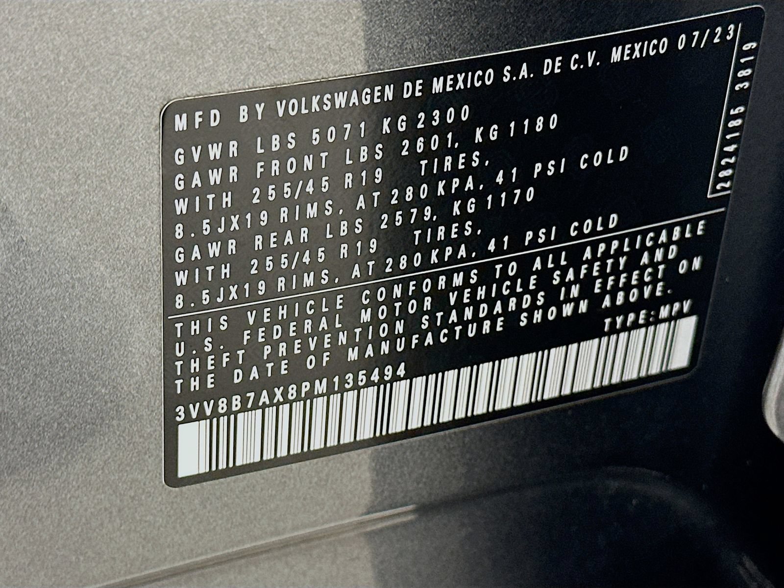 Used 2023 Volkswagen Tiguan SE R-Line AWD/4WD image 47