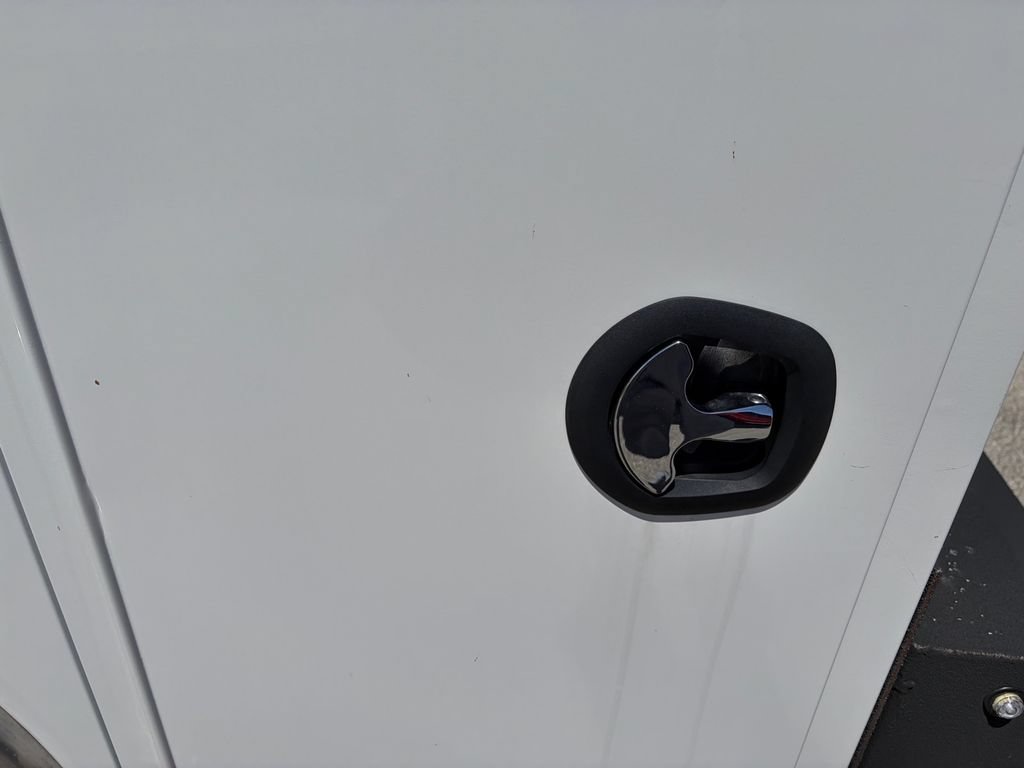 New 2026 GMC Sierra 2500 Pro w/ Convenience Package RWD image 15