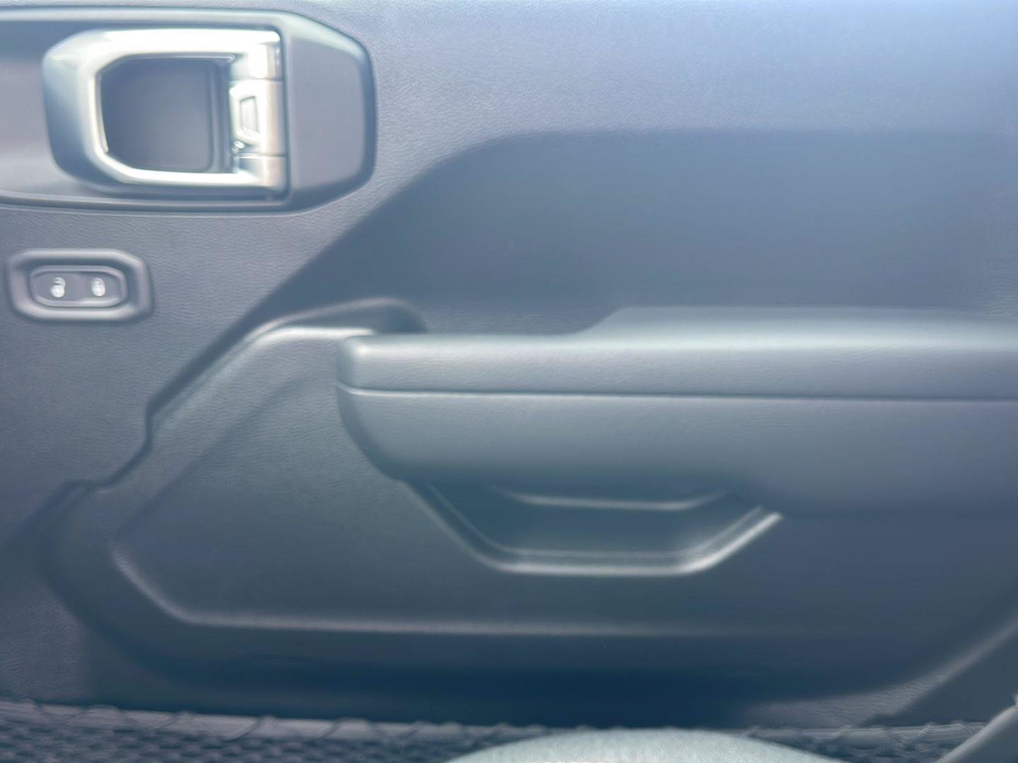 New 2026 Jeep Gladiator Sport AWD/4WD image 22