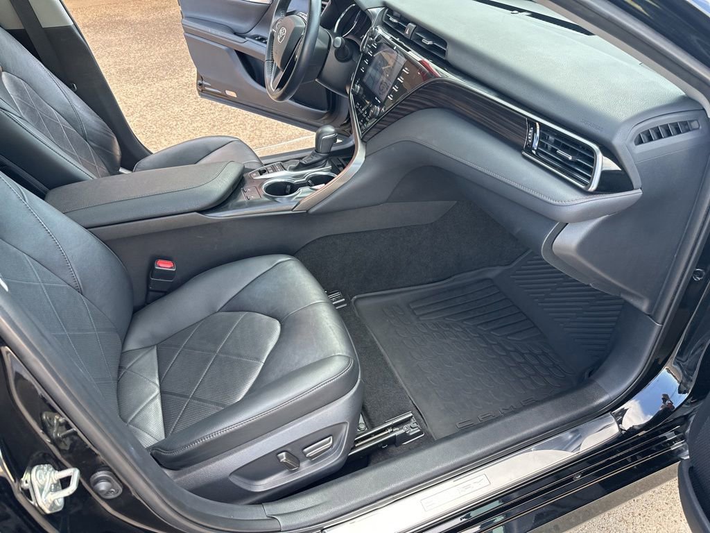 Used 2019 Toyota Camry XLE w/ Driver Assist Package FWD image 19