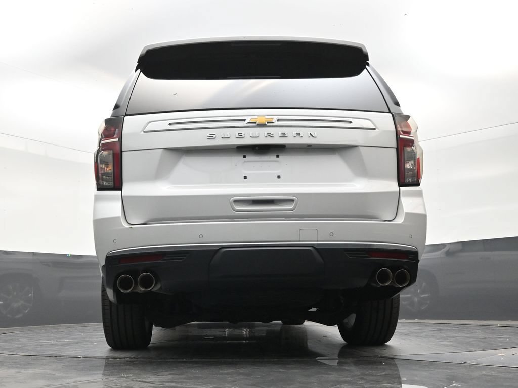 Used 2023 Chevrolet Suburban High Country RWD image 23