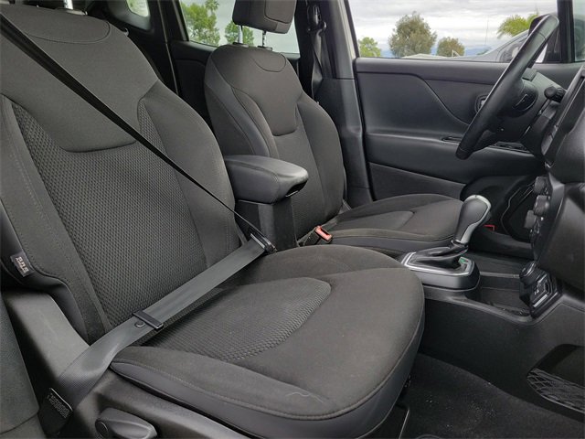 Used 2018 Jeep Renegade Altitude w/ Safety & Security Group image 24