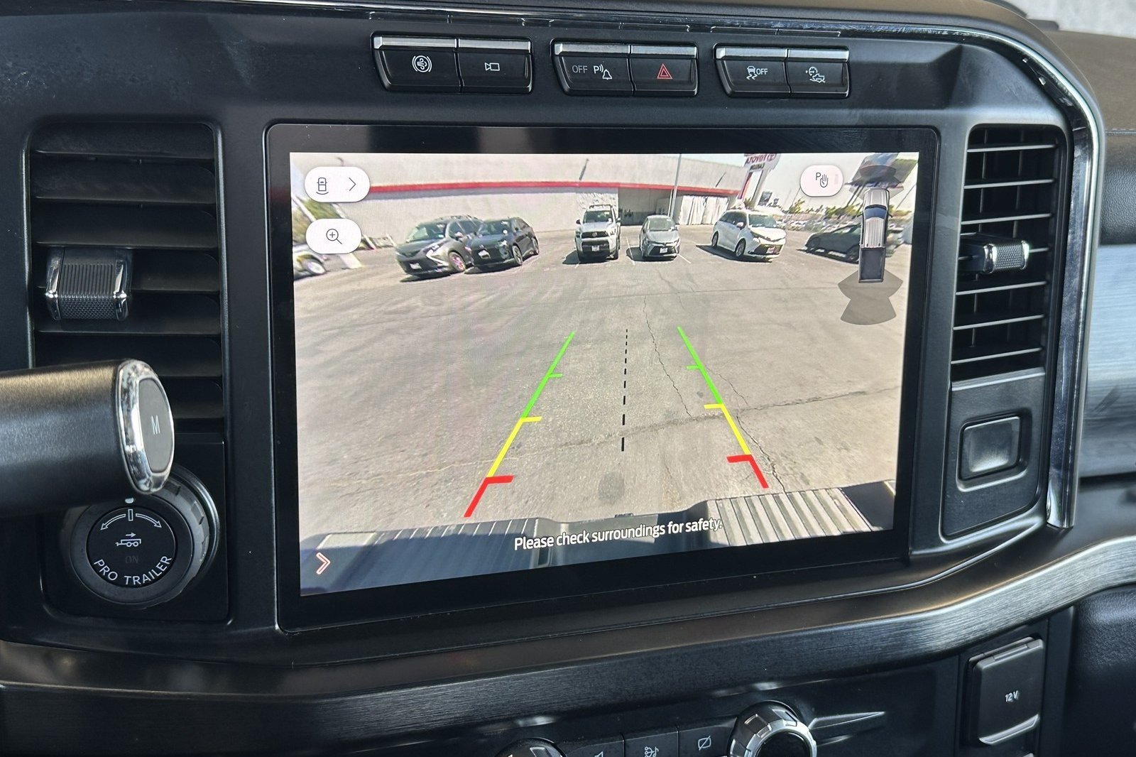 Used 2023 Ford F250 Lariat w/ Lariat Ultimate Package AWD/4WD image 18