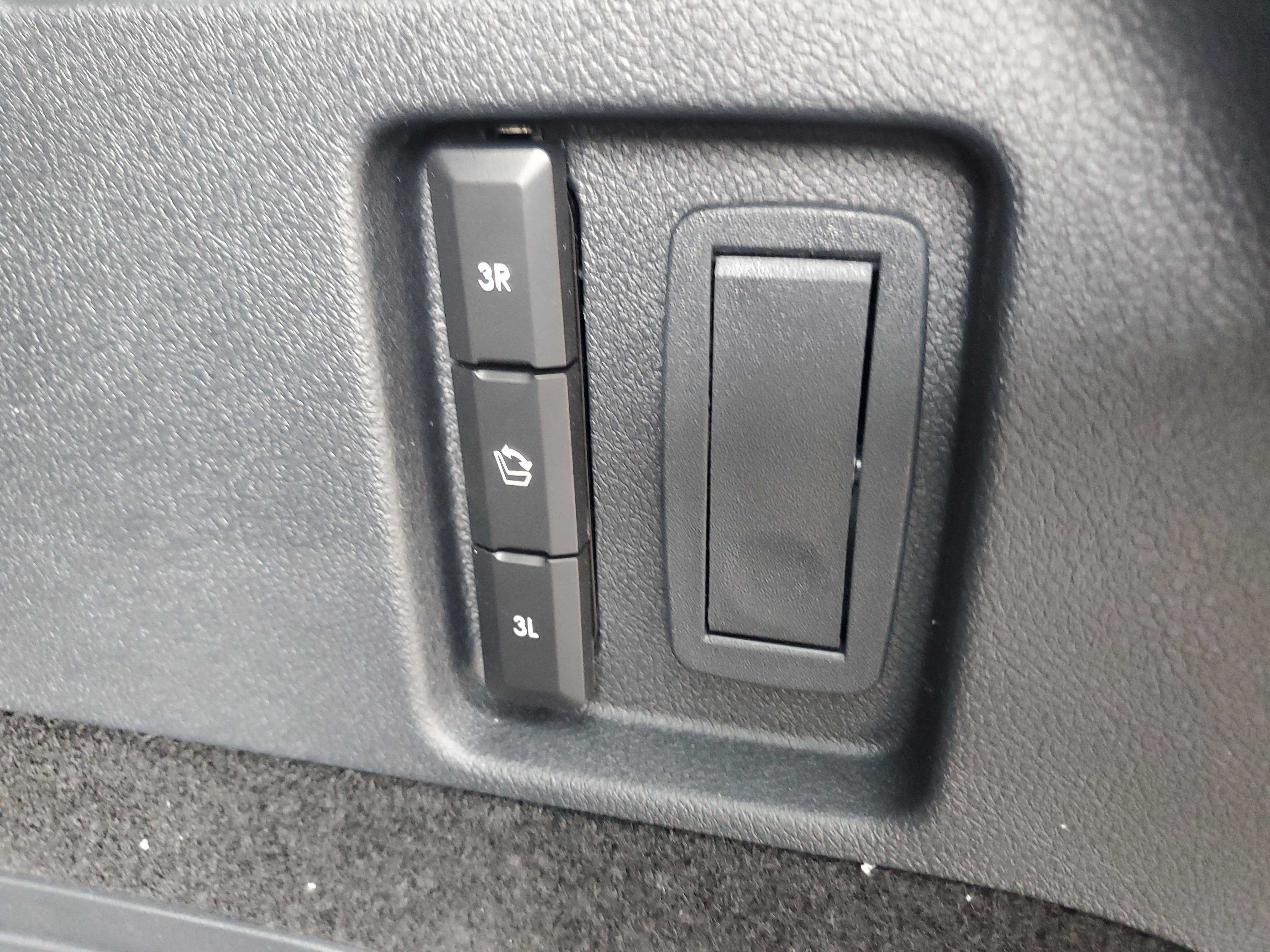New 2026 Lincoln Aviator AWD image 29
