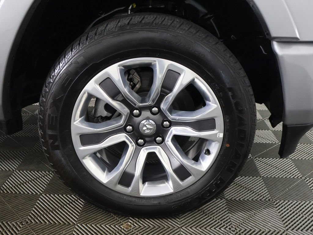 Used 2024 RAM 1500 Limited w/ Body Color Bumper Group AWD/4WD image 24