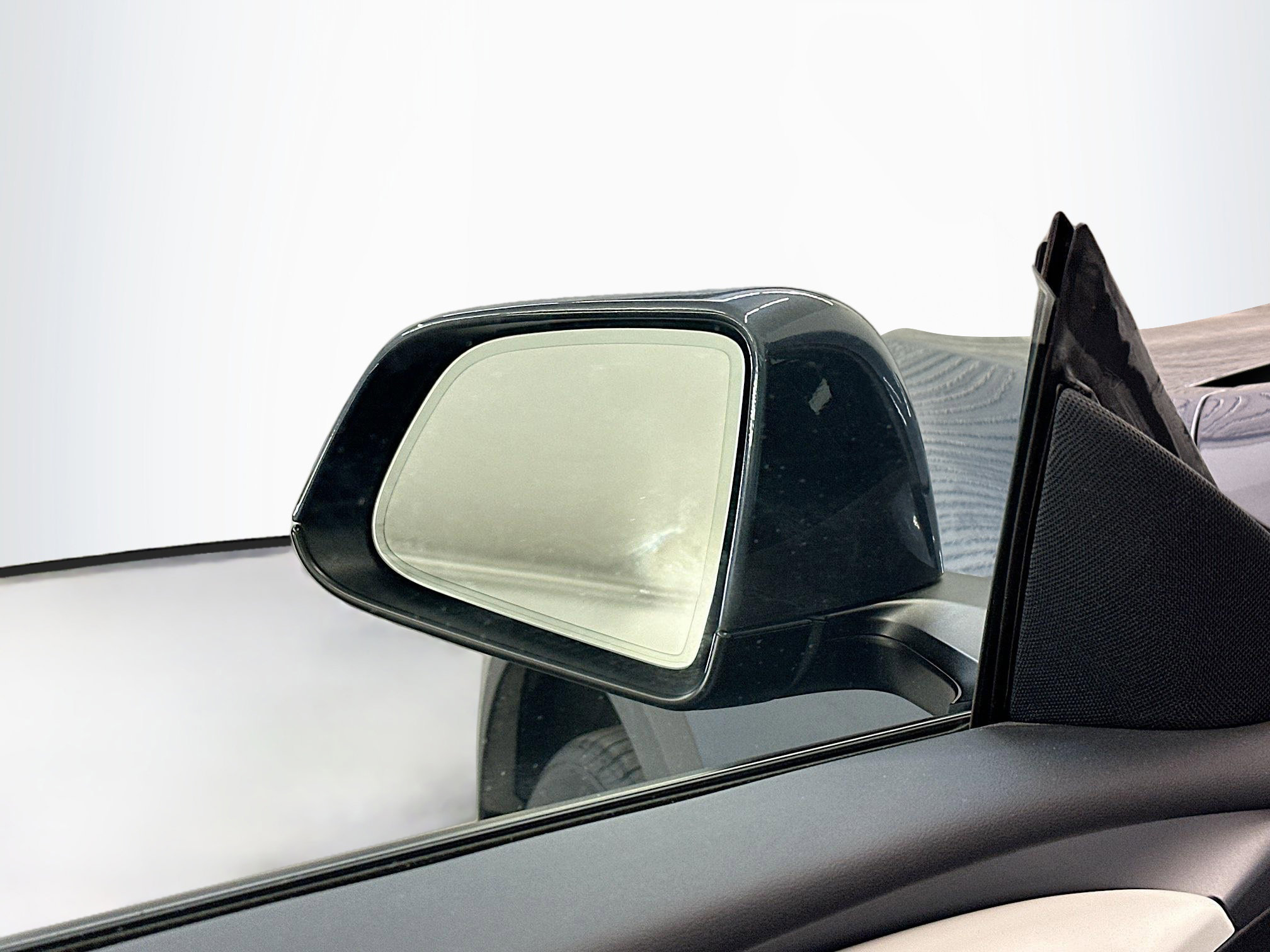 Used 2022 Tesla Model Y Long Range image 16