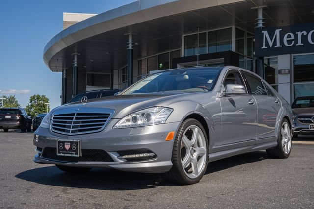Used 2011 Mercedes-Benz S 550 image 3