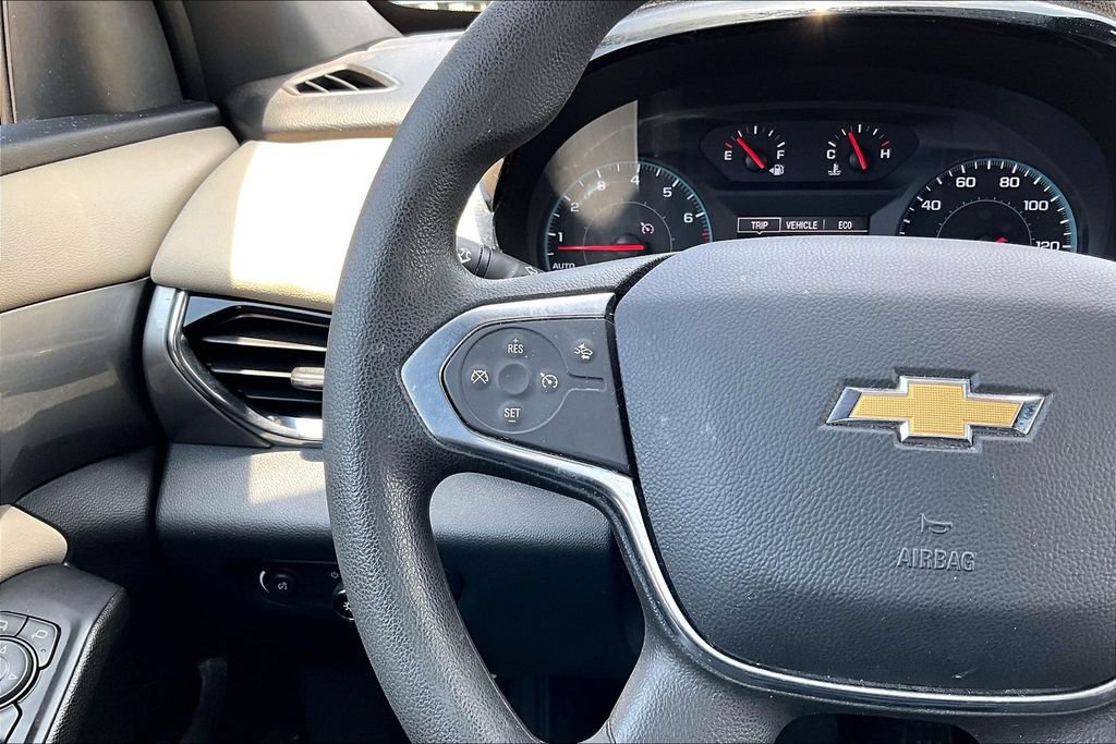 Used 2023 Chevrolet Traverse LS w/ Safety Package FWD image 16