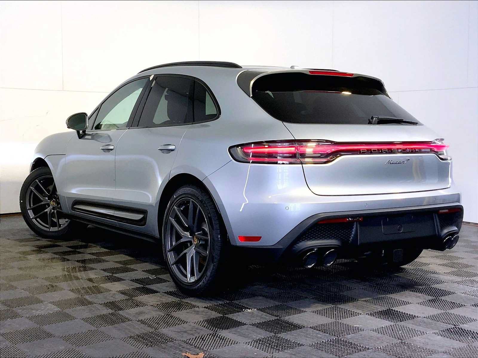 New 2026 Porsche Macan Turbo AWD/4WD image 3