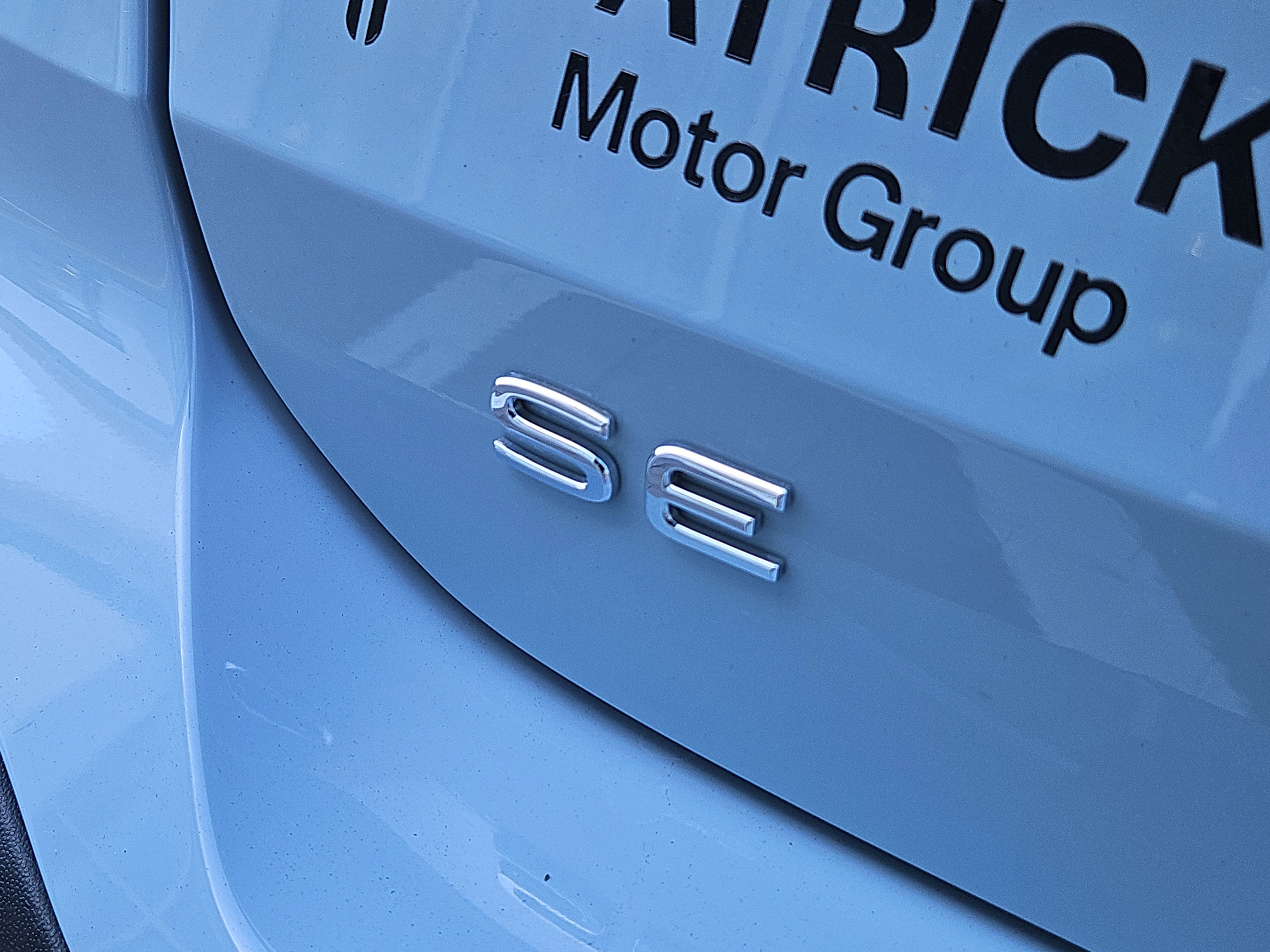 Used 2025 Volkswagen Taos SE image 4