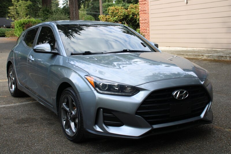 Used 2019 Hyundai Veloster 2.0 FWD image 2