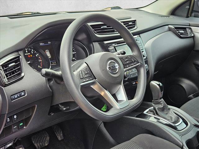 Used 2020 Nissan Rogue Sport S w/ Appearance Package FWD image 10